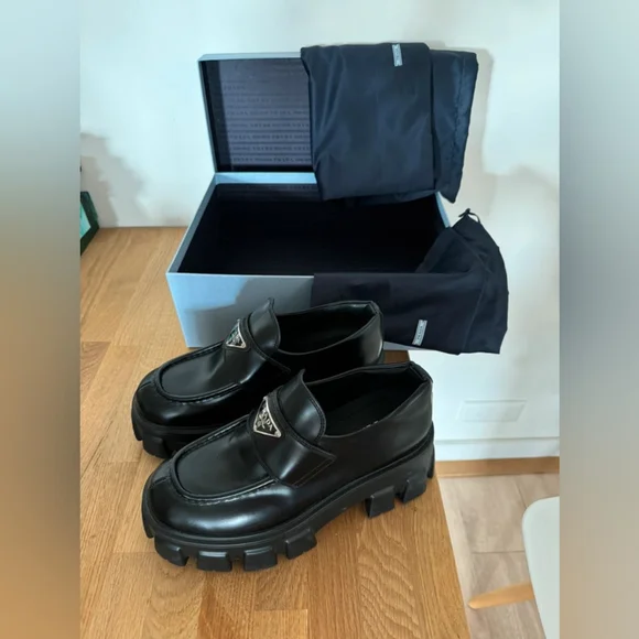 Prada Monolith leather Loafers - Picture 2 of 8